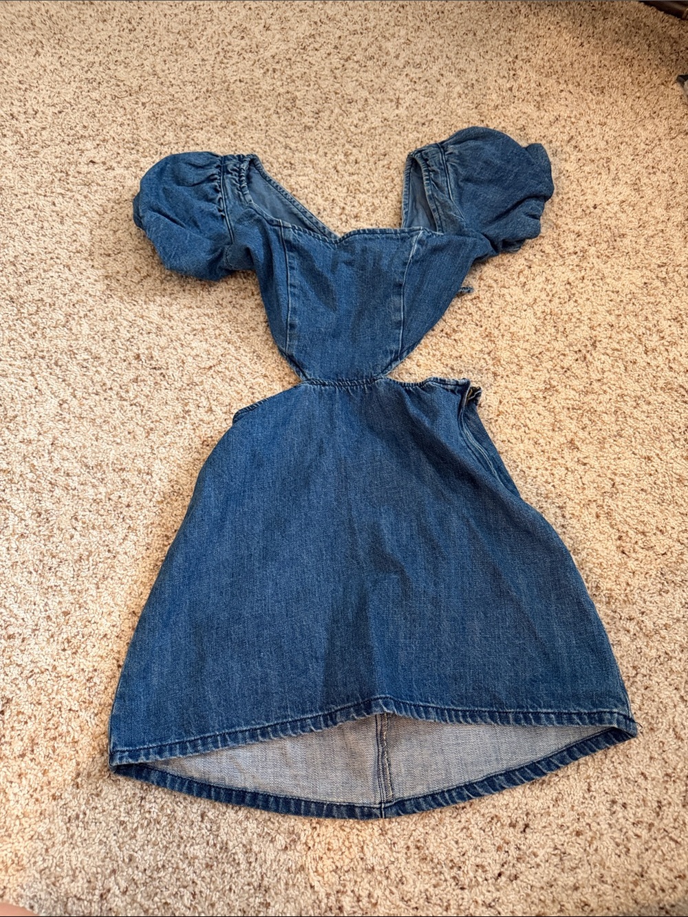 Show me your Mumu Denim Puff-Sleeve Dress